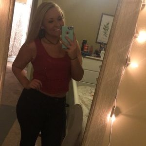 Meet your Posher, Kayla